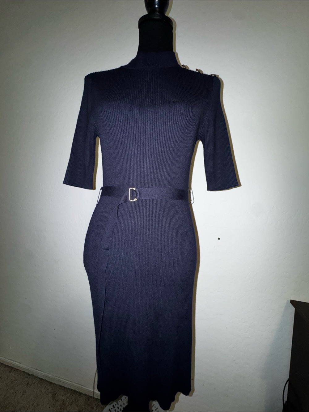 Olive & Oak Navy Ribbed Knit Belted Midi Dress